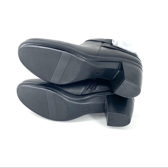 Naturalizer Women's Ella Side Zip Leather Bootie - Picture 6 of 7